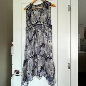 Dress 🖤🤍 MINT VELVET